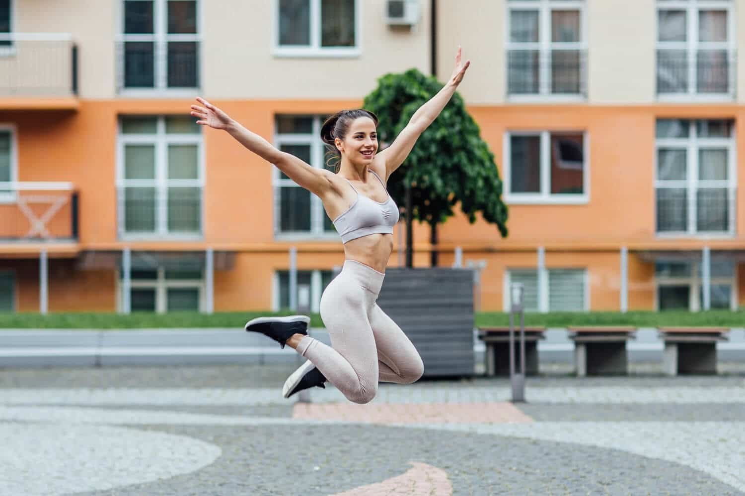 how many jumping jacks to burn 100 calories